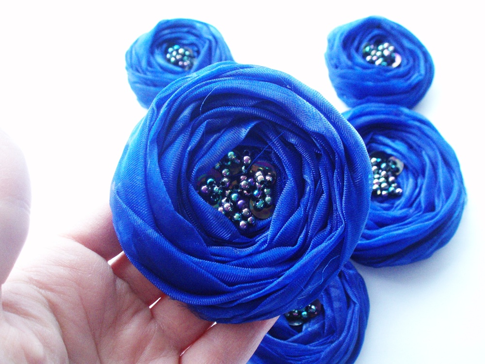 Royal Blue Roses Handmade Appliques Embellishment 5 Pcs