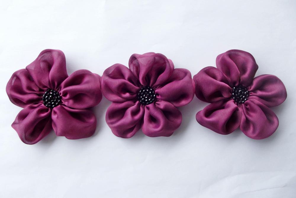 Cranberry Flowers Handmade Appliques Embellishments(3 Pcs)