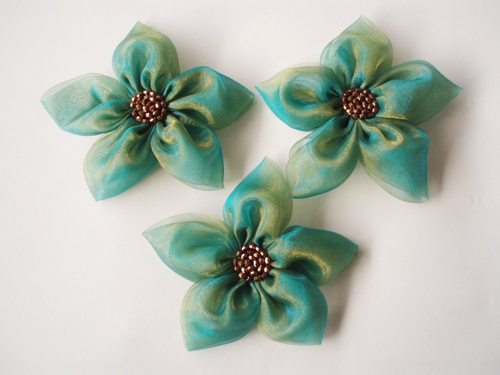 Emerald Green Holographic Organza Fabric Flower Appliques